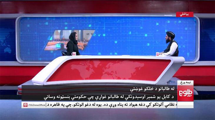 Afgan televizyonunda bir ilk! Taliban yneticisi kad?n sunucunun kar??s?nda